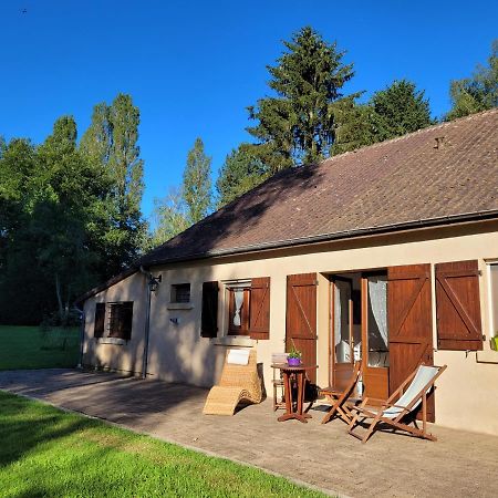 Prince Des Carres Saint-Malo-en-Donziois 外观 照片